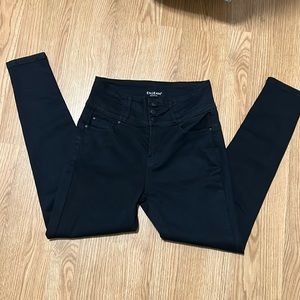 ENJEAN Black Jeans